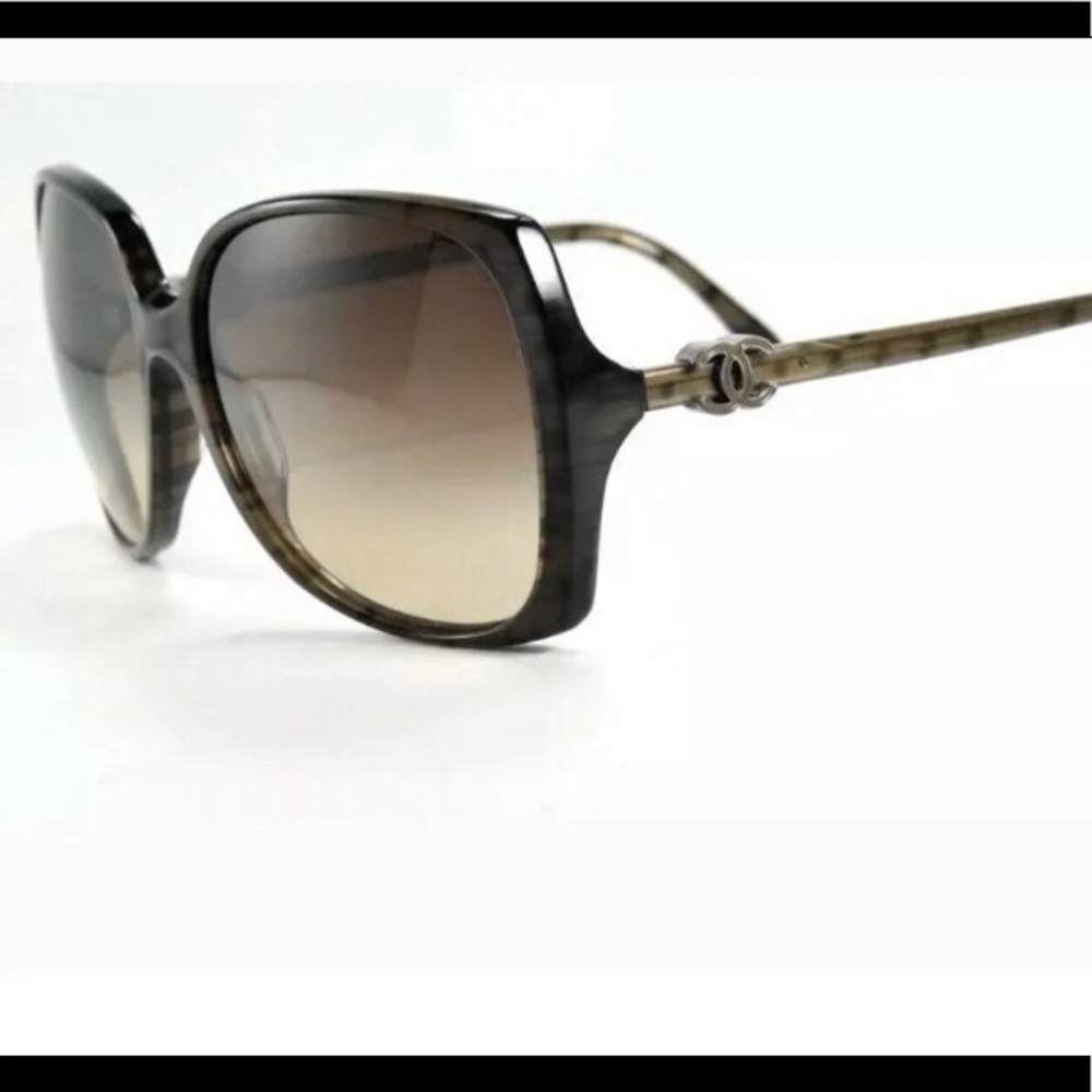 Beautiful Chanel Sunglasses